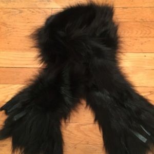 Fox fur scarf